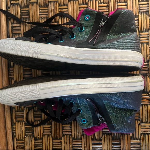 High Top Converse - Picture 3 of 6